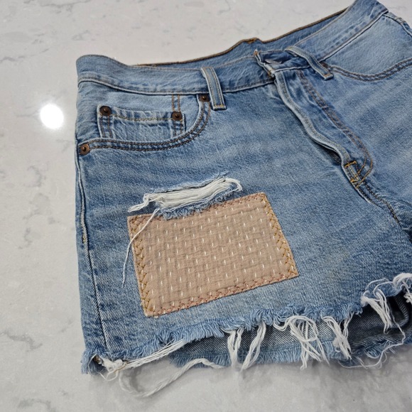 Levis 501 Original Womens Light Wash Distressed Cut Off Denim Shorts Patched - Picture 2 of 9